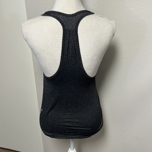 Lululemon top - Picture 5 of 5